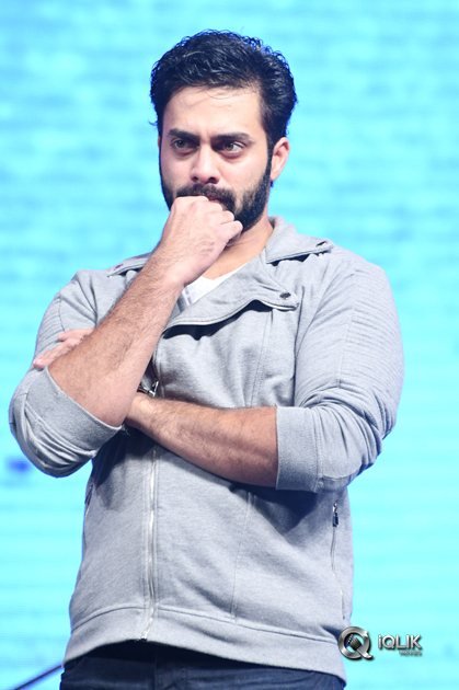 Dhruva-Movie-Pre-Release-Function